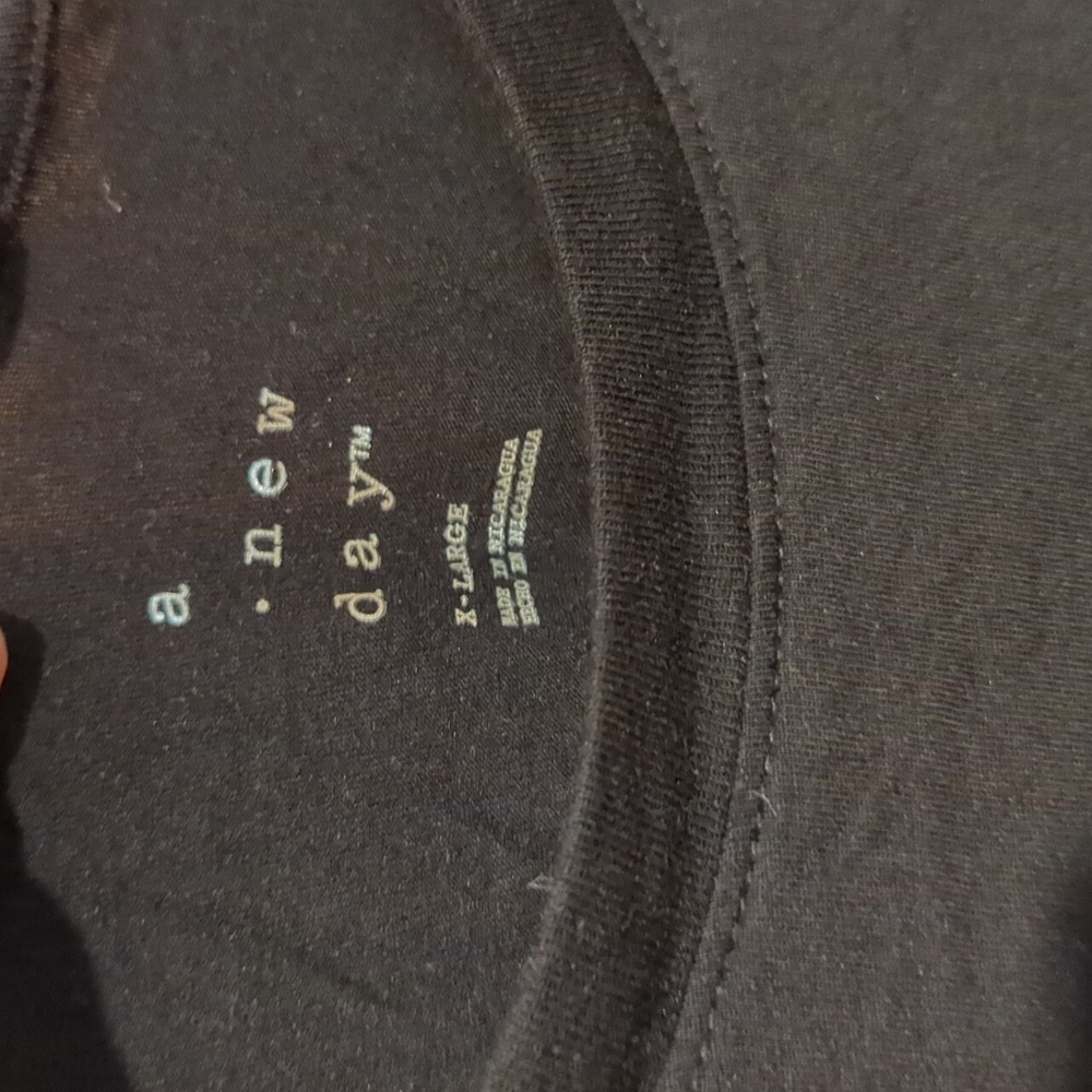 Black Tee - Picture 2 of 3